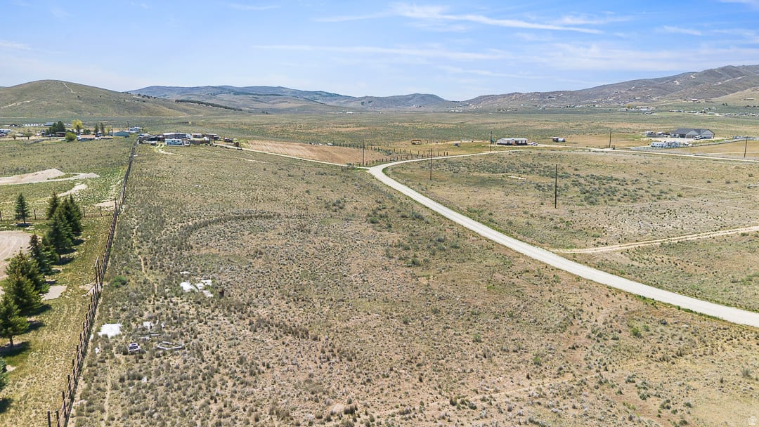 Buildable 2.3 acres. Residential Lot right off of Hwy. 89 This lot comes with Water Shares & Animal Rights!! Build your dream Home just minutes from the city! Incredible Location! Don't miss this one!