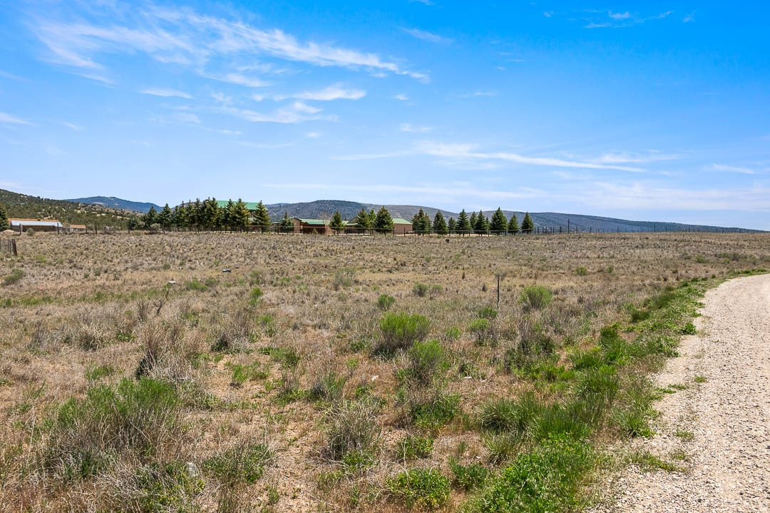 Buildable 2.3 acres. Residential Lot right off of Hwy. 89 This lot comes with Water Shares & Animal Rights!! Build your dream Home just minutes from the city! Incredible Location! Don't miss this one!