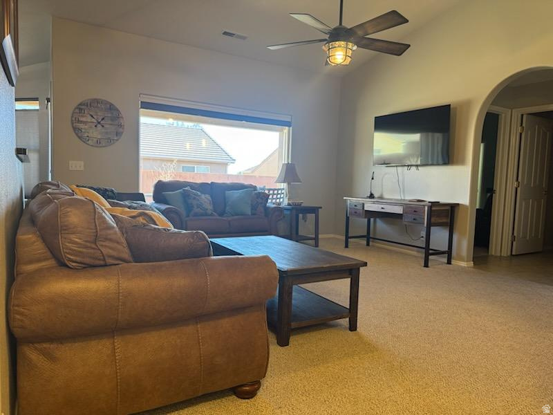 PADRE LAKES TH 4 AMD - Residential