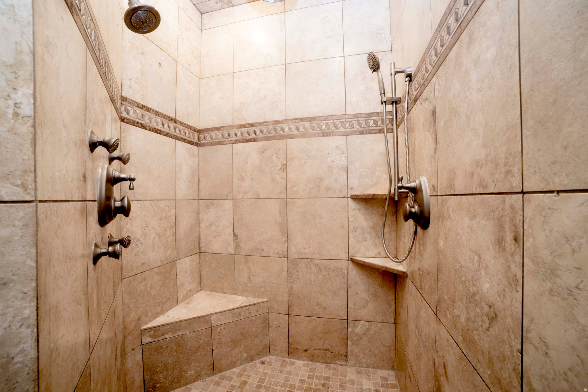 SCENIC RIDGE ESTATES - Residential