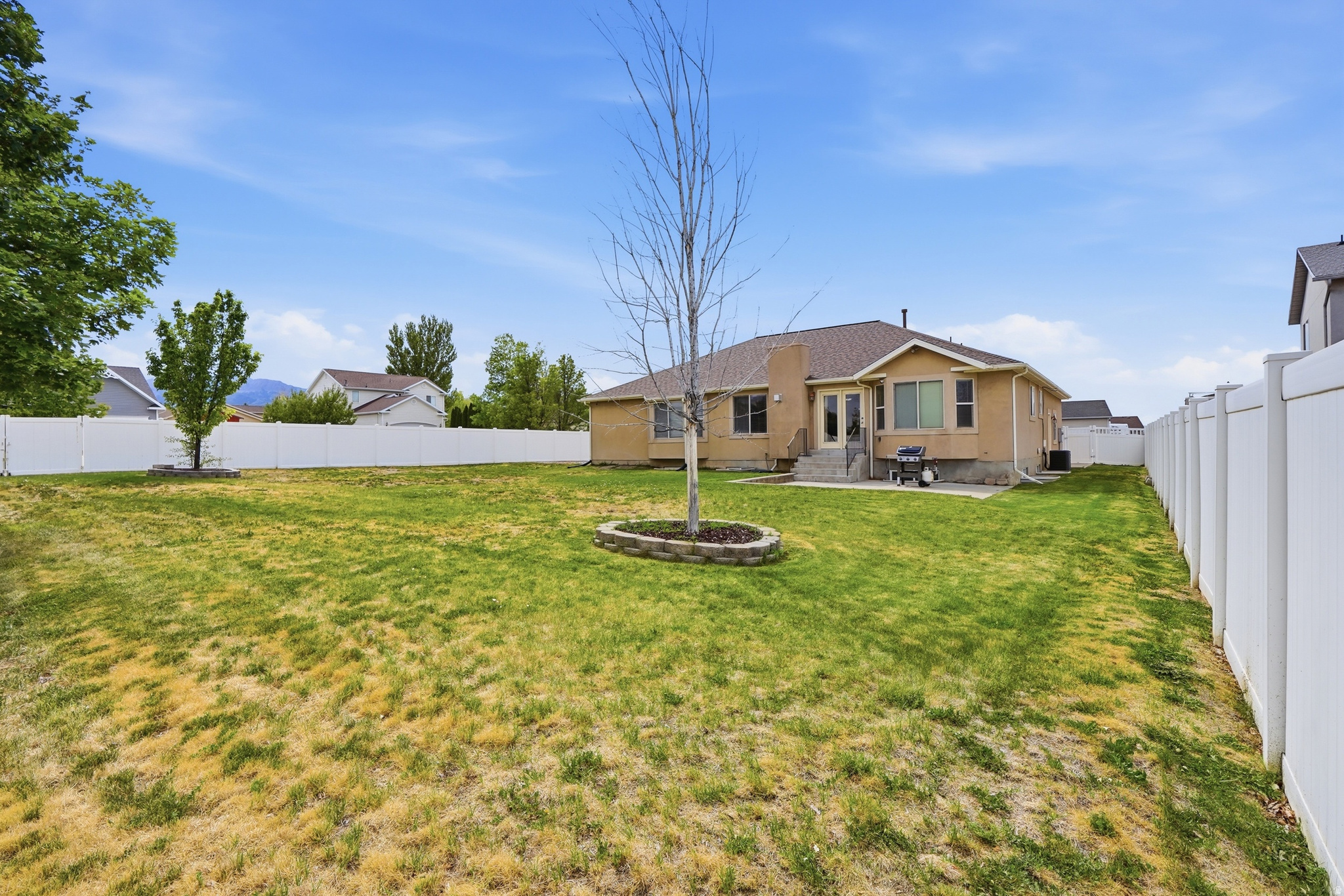 SOUTH WILLOW ESTATES - Residential