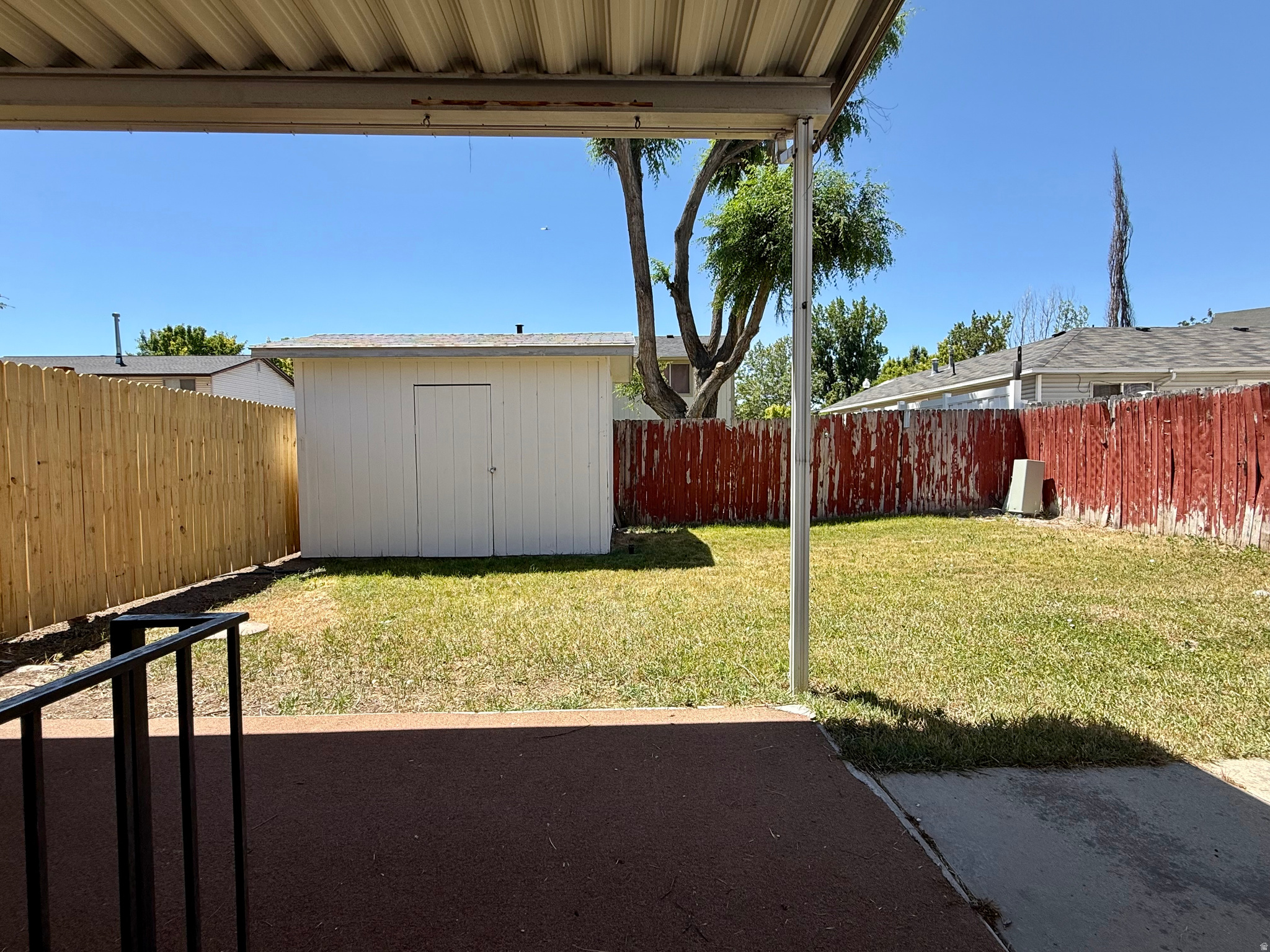 MEADOWS - Residential