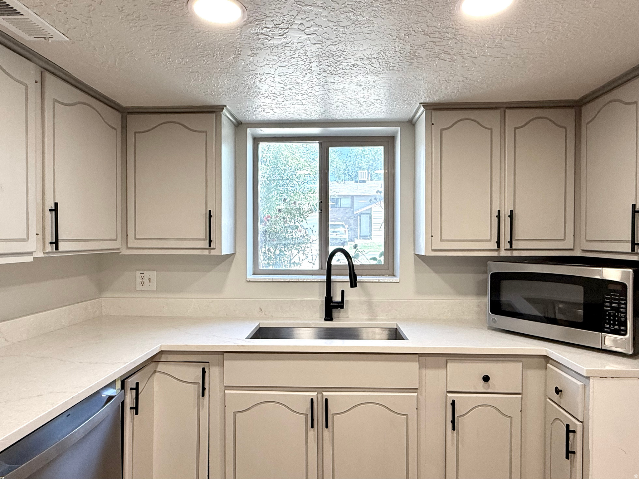 MEADOWS - Residential