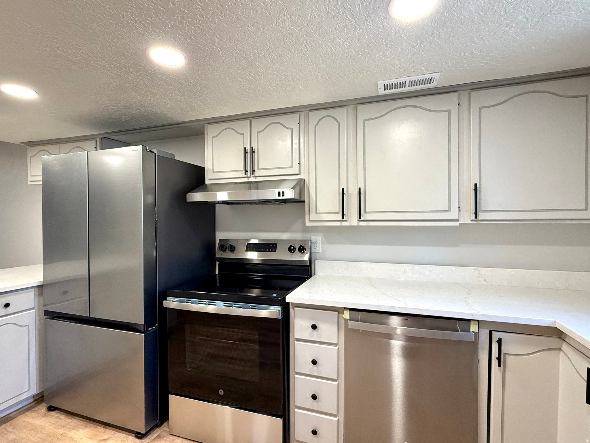 MEADOWS - Residential