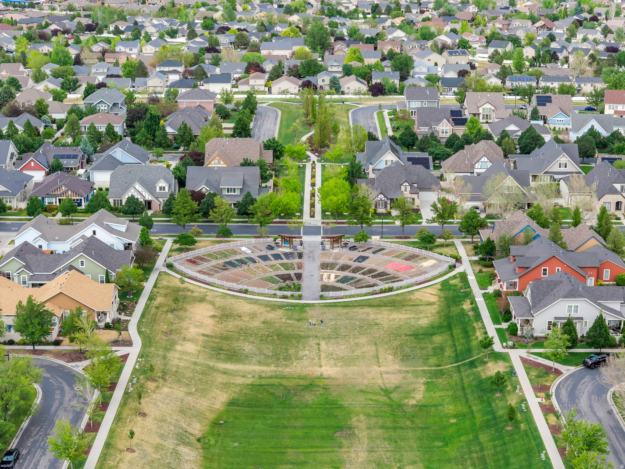 DAYBREAK - Residential