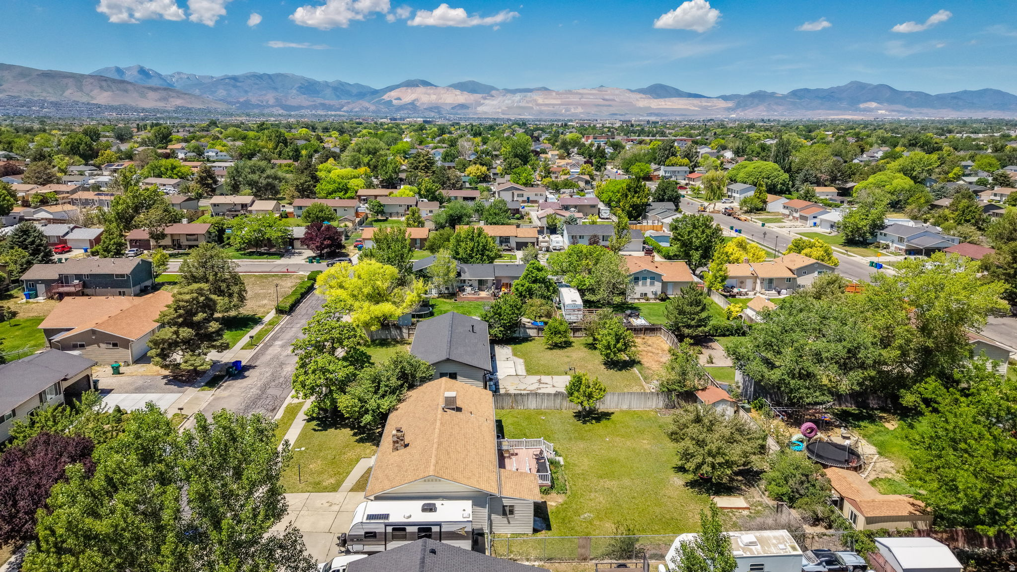 PUEBLO DEL - Residential