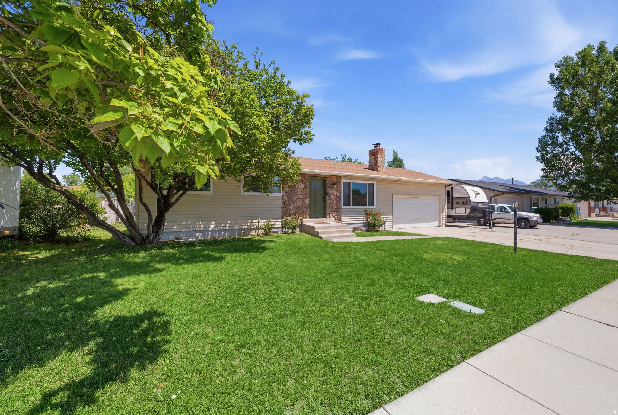 PUEBLO DEL - Residential