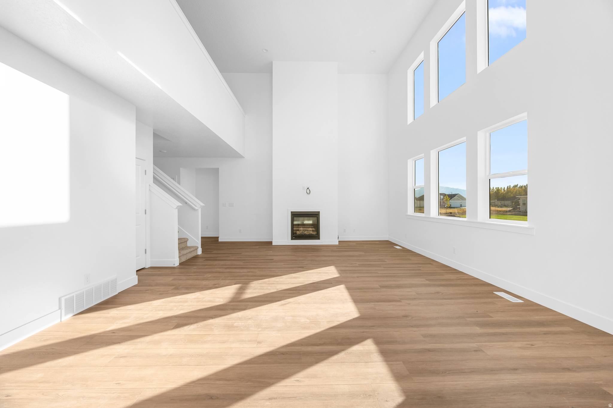 GRINDSTONE ESTATES - Residential
