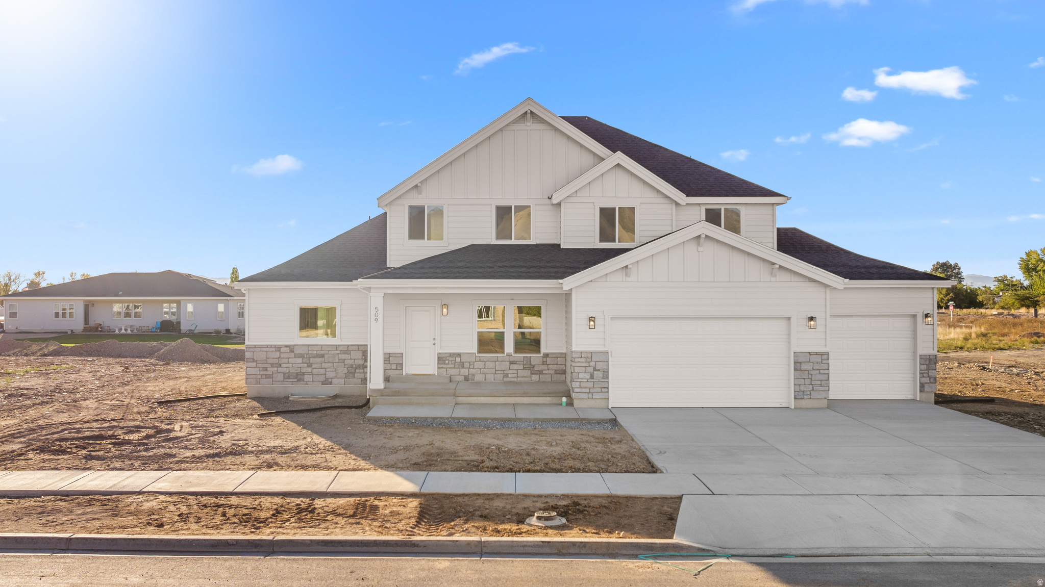 PLAN: Hildale(3)4300,Hamilton(3)PKG$70k.  SAMPLE@2351 E 370 N SpanishFork.  PHOTO: ShowsUpgrades. GARAGE: 3Car. BSMT: Exit$15k. STATUS: ToBeBuilt. LOTS: .30-.50,PremiumsGradesVary. LSCAPE: Yes. HOA: NA. DESIGN/BUILD: 6Months/10YrWarranty. 'BuyerVerifyAll'
