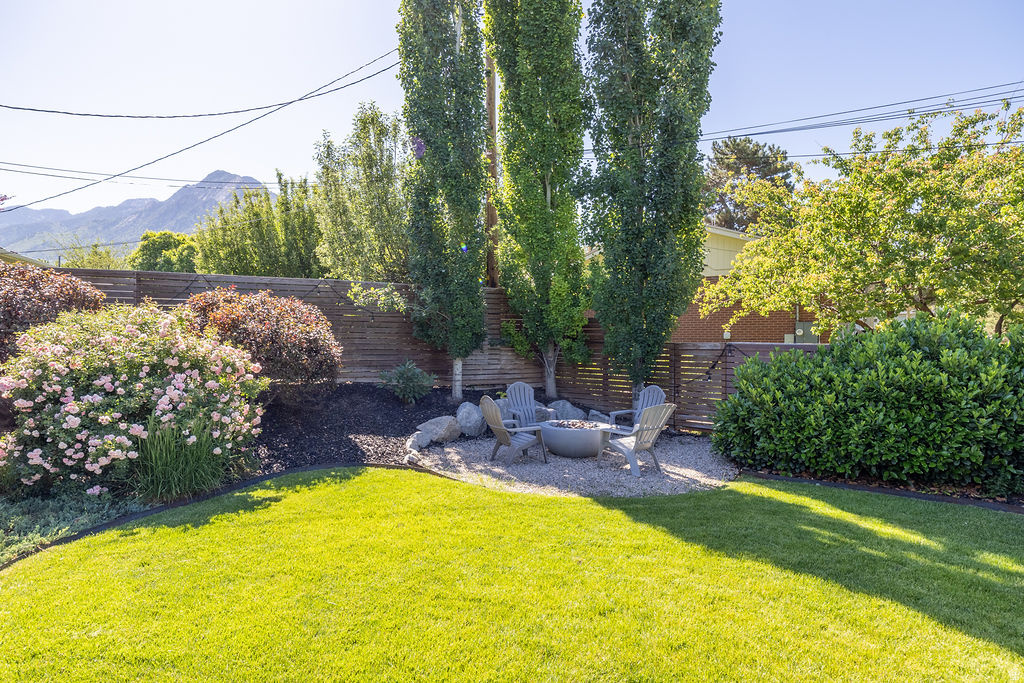 BLUE RIBBON ACRES - Residential