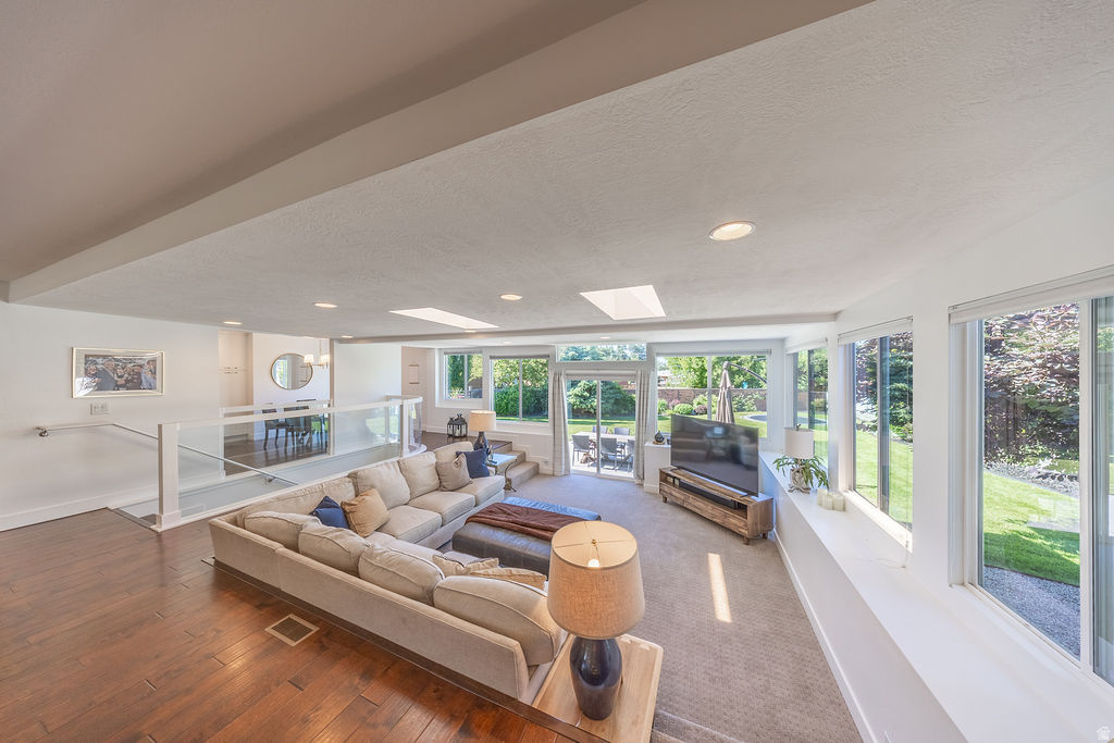 BLUE RIBBON ACRES - Residential
