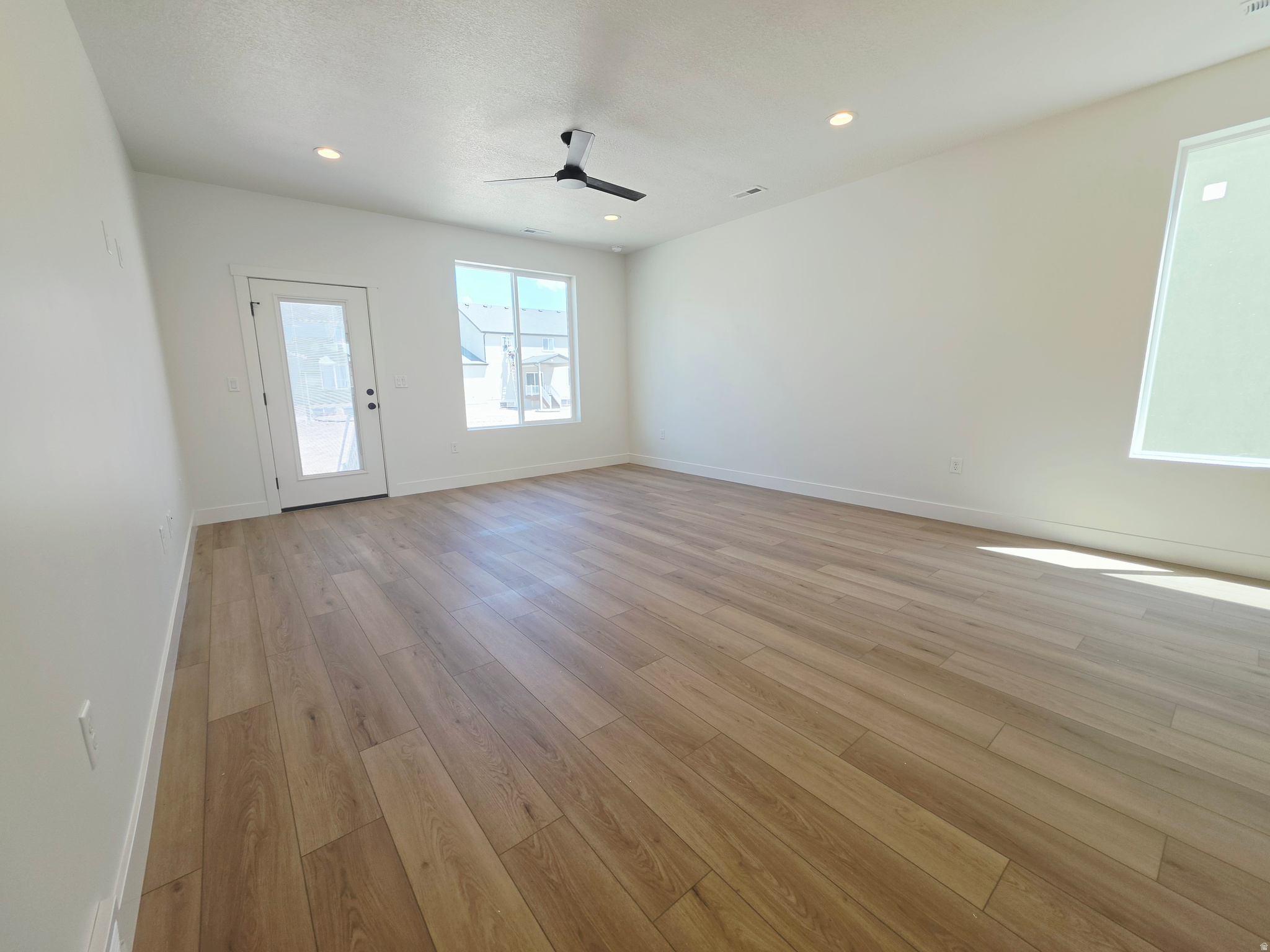 CREEKSIDE AT JDC RANCH - Residential