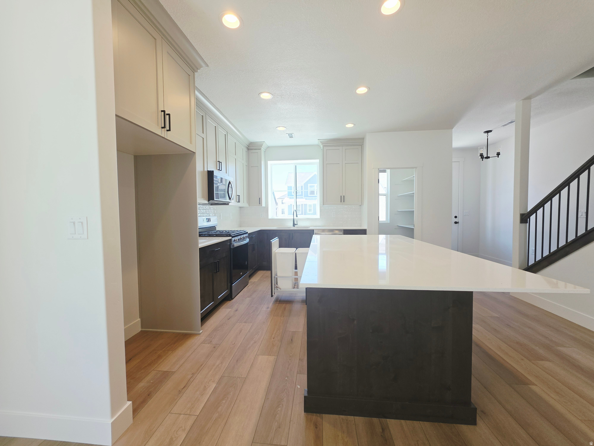 CREEKSIDE AT JDC RANCH - Residential