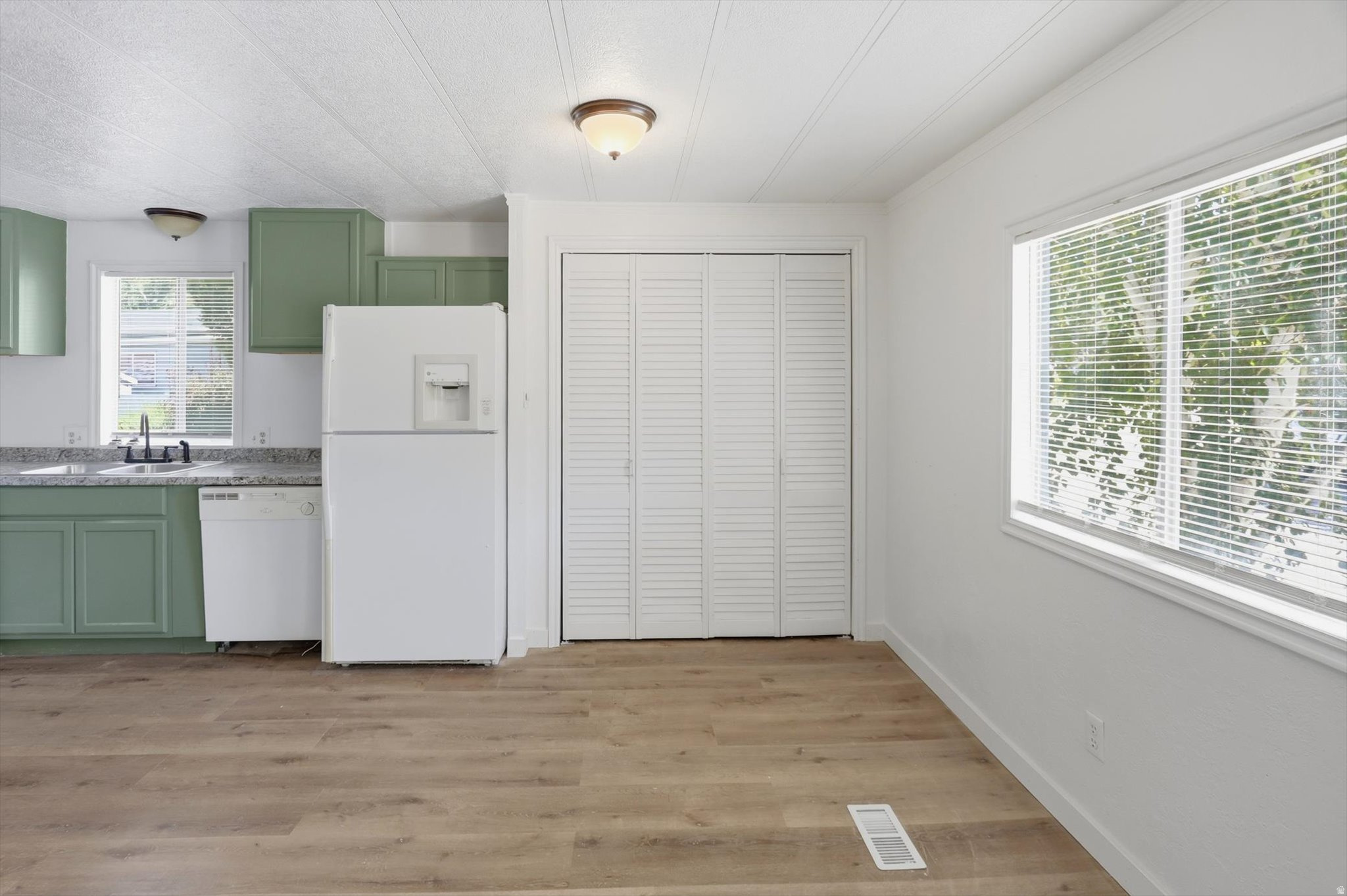 COTTONWOOD - Residential