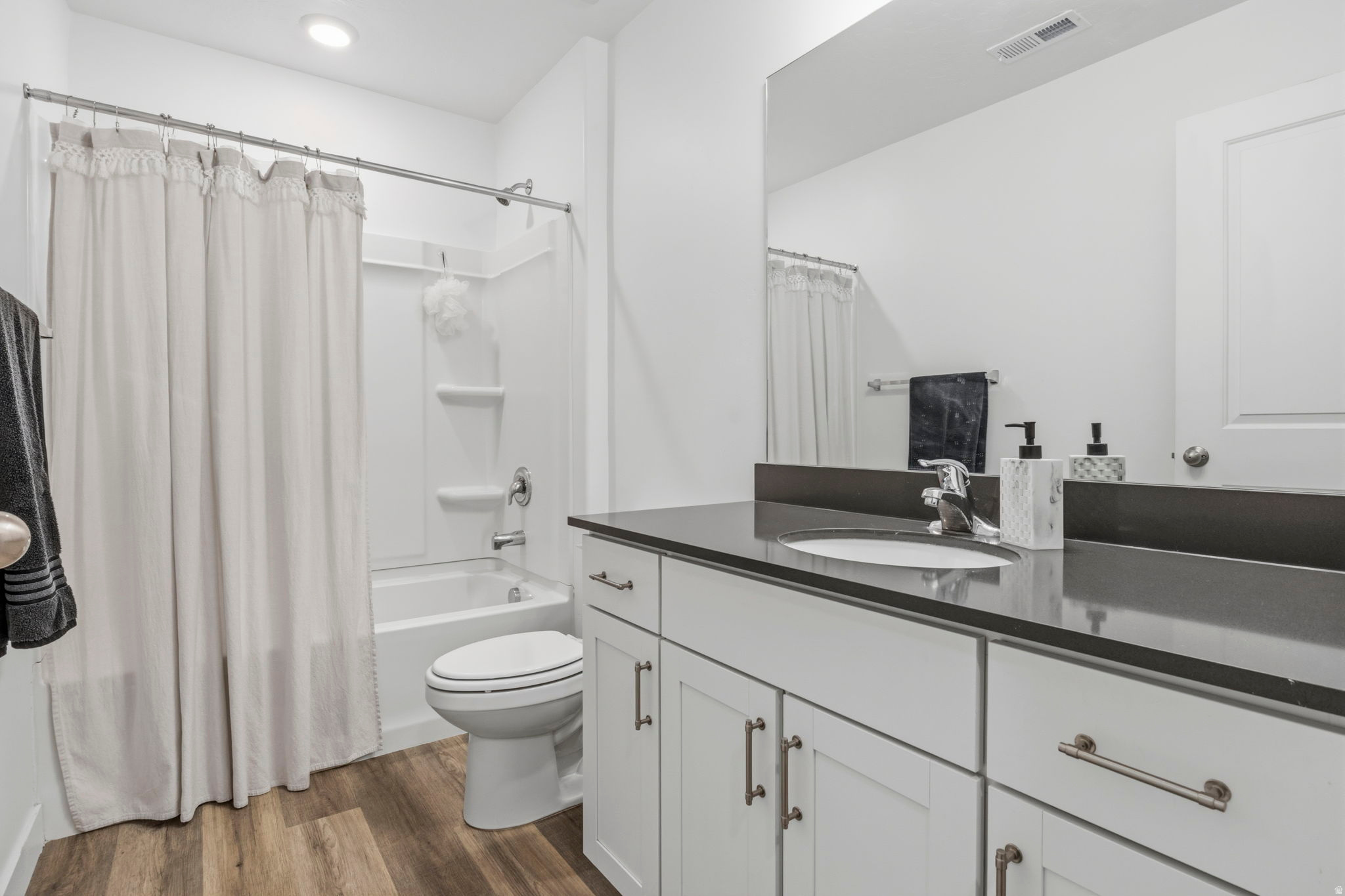 GATEWAY TO LITTLE VALLEY PHASE 3 - Residential