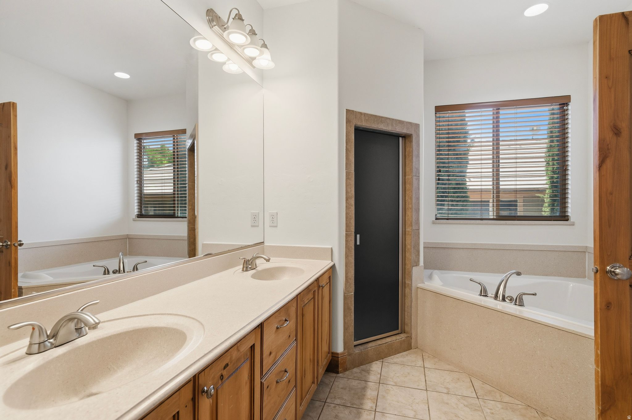 THE VILLAGE ON THE HEIGHTS PH 1 - Residential