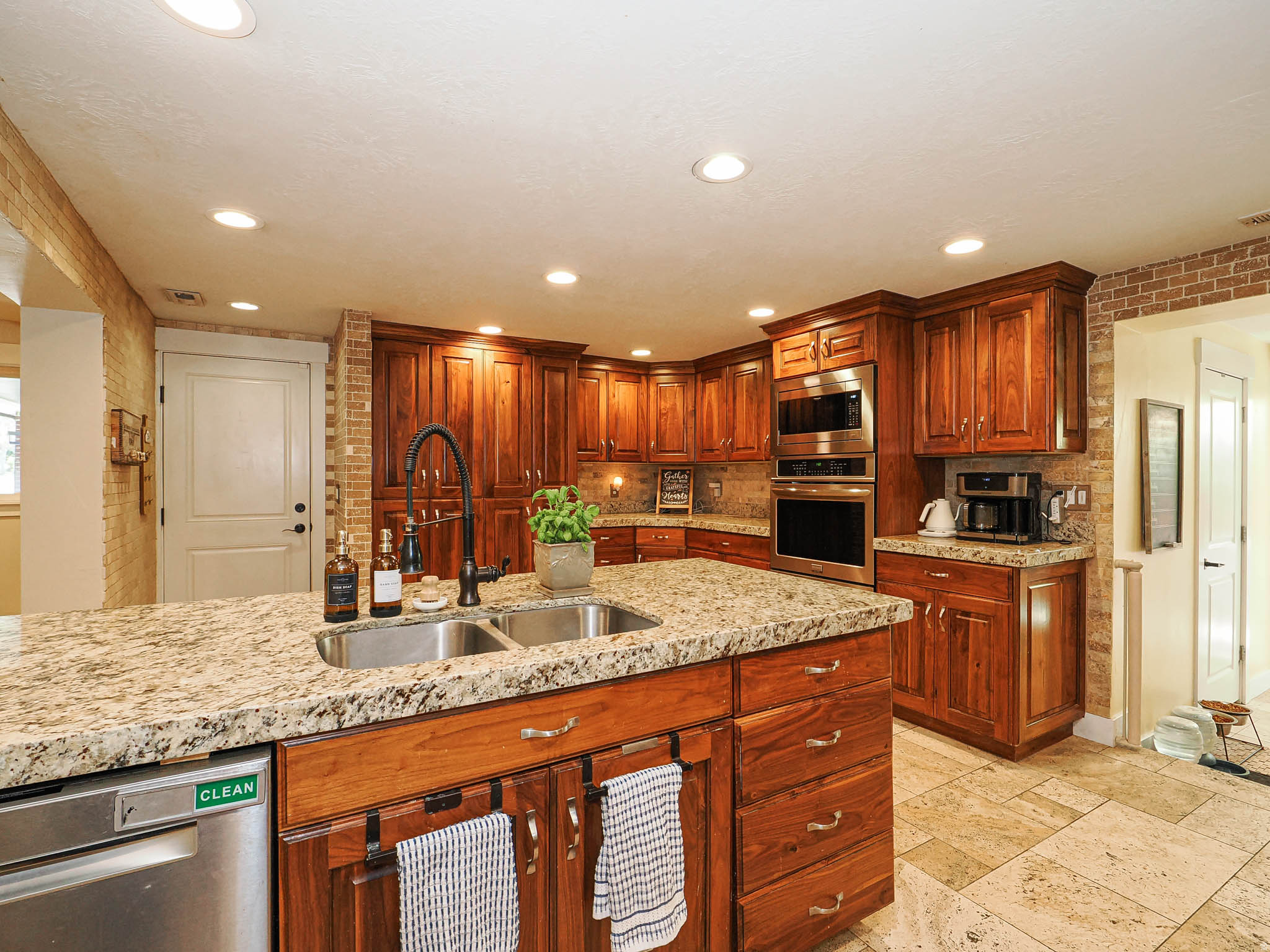 CANYON RIM ADDITION - Residential