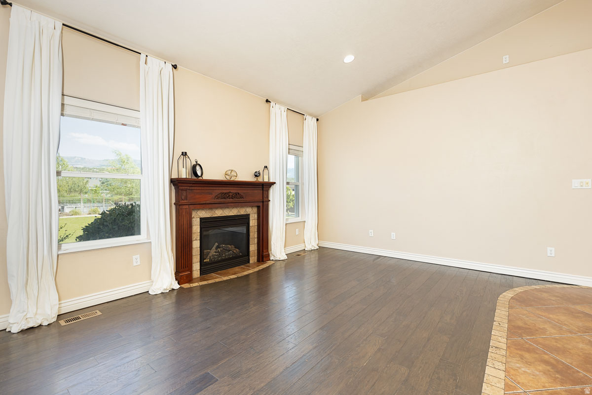 WEST VIEW ESTATES SUBDIVISION - Residential