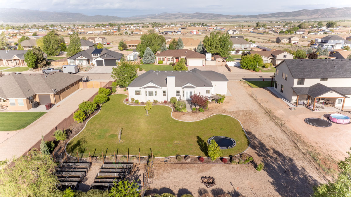 WEST VIEW ESTATES SUBDIVISION - Residential