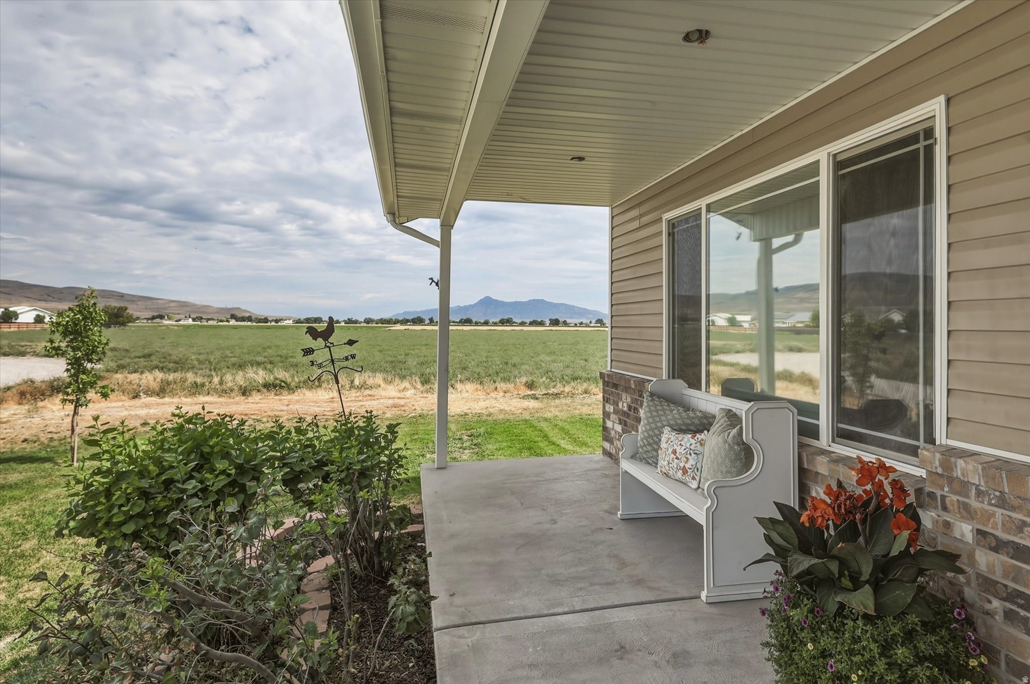 CHATEAU RIVER - Residential