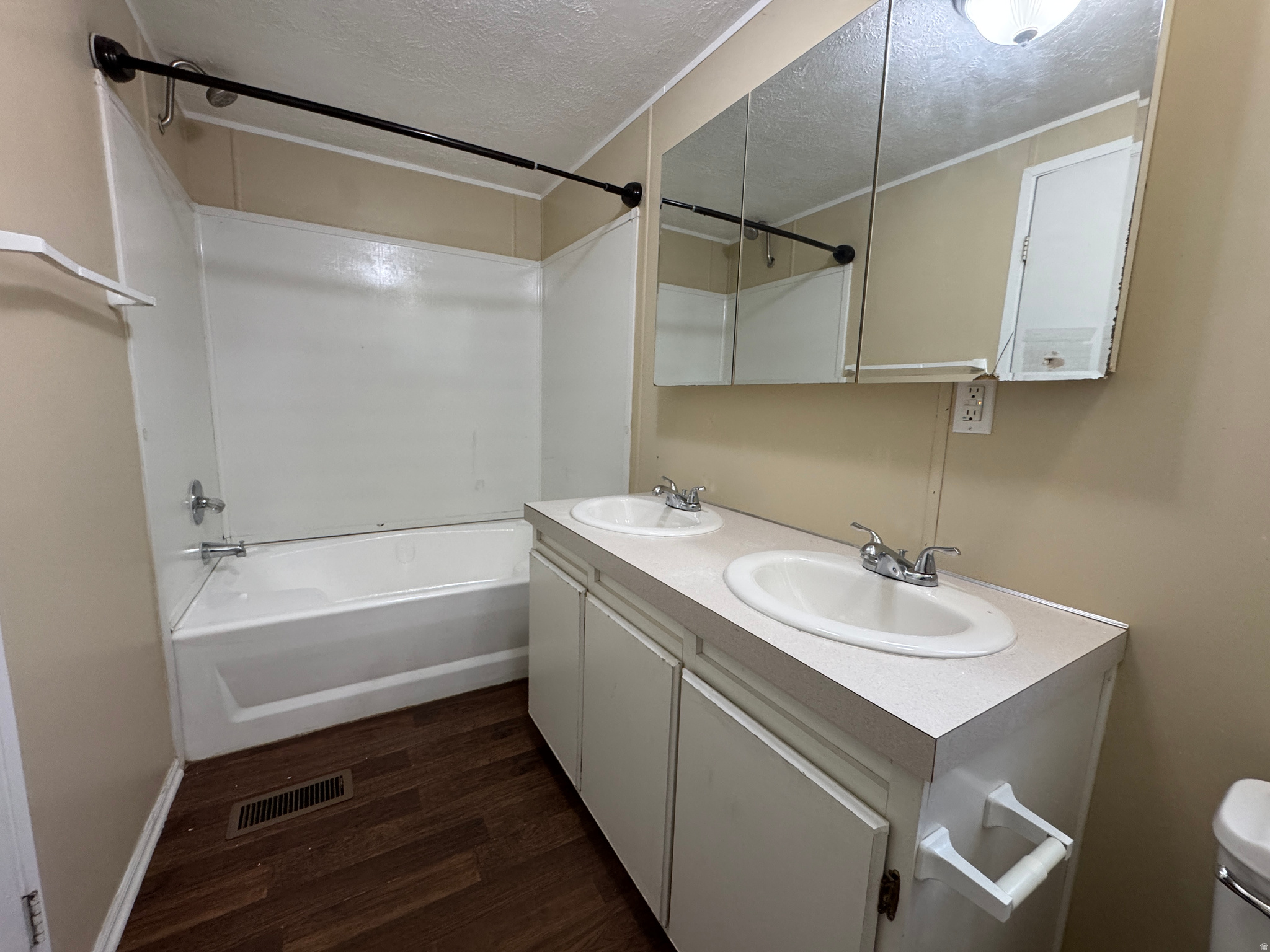 EVERGREEN PARK - Residential