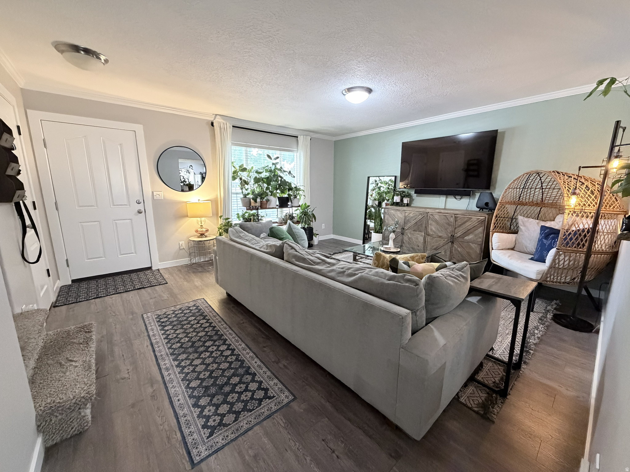 INVERNESS SQUARE - Residential