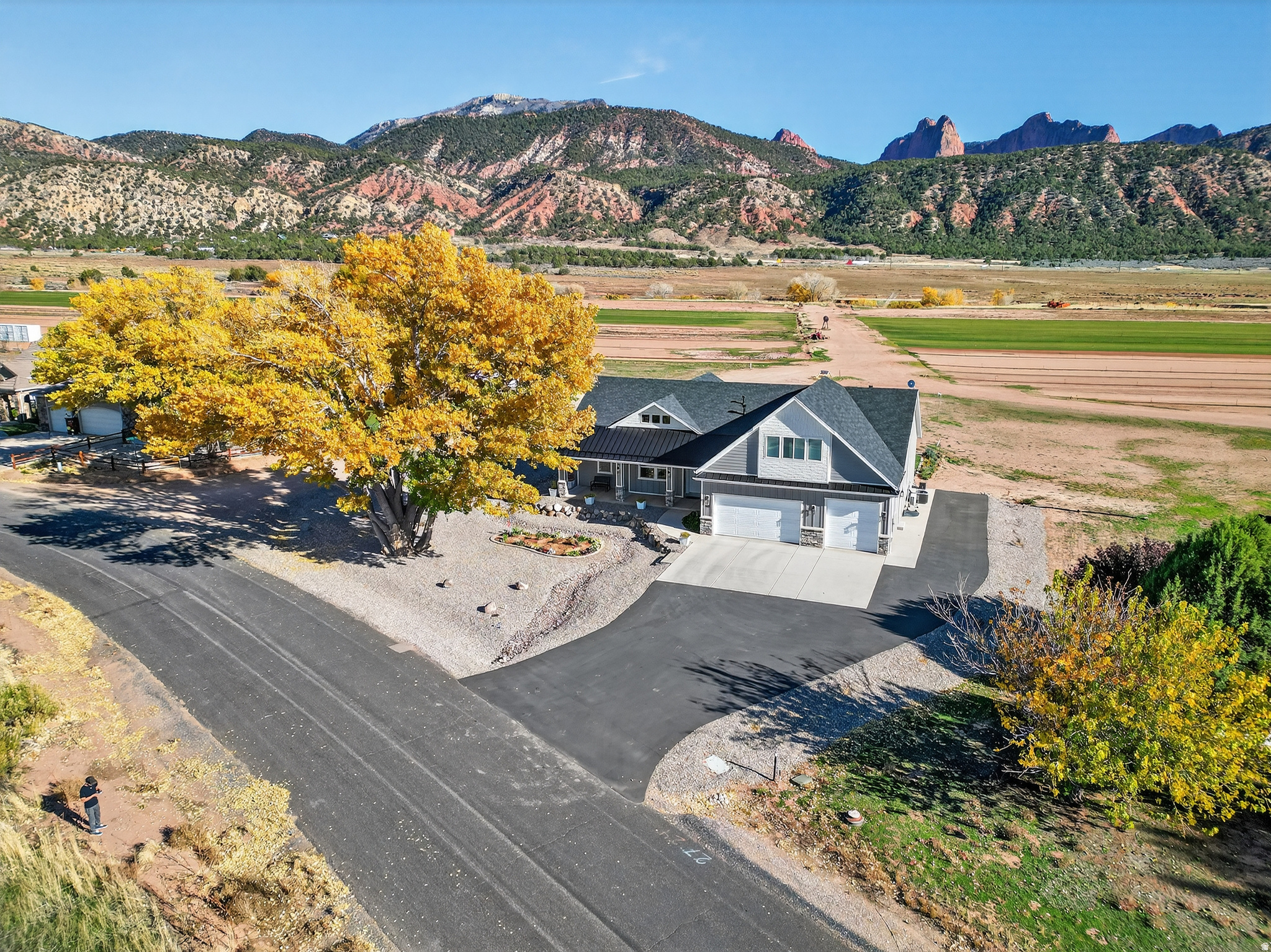 NEW HARMONY FARMS UNIT 1 AMD - Residential