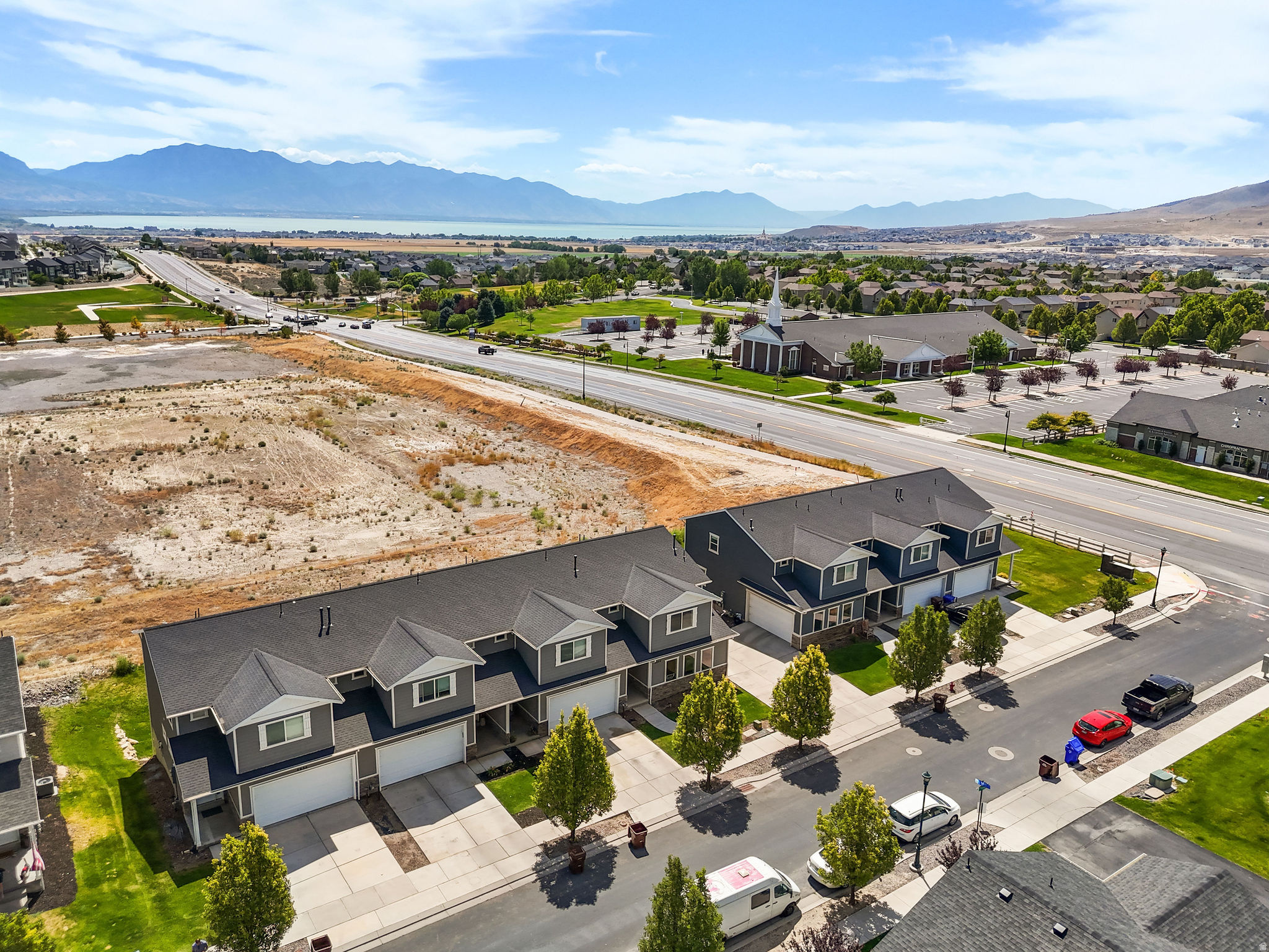 PONY EXPRESS TOWNHOMES - Residential