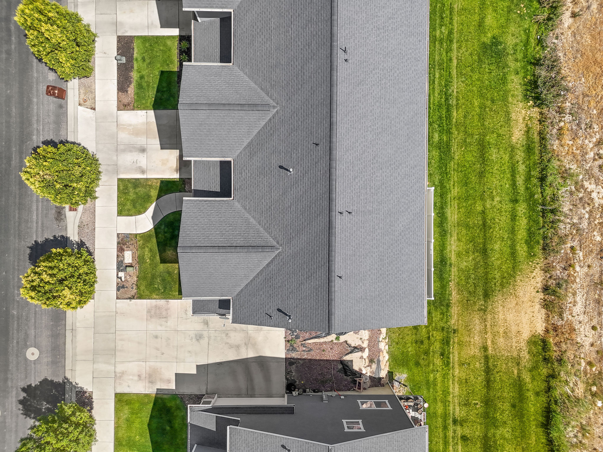 PONY EXPRESS TOWNHOMES - Residential