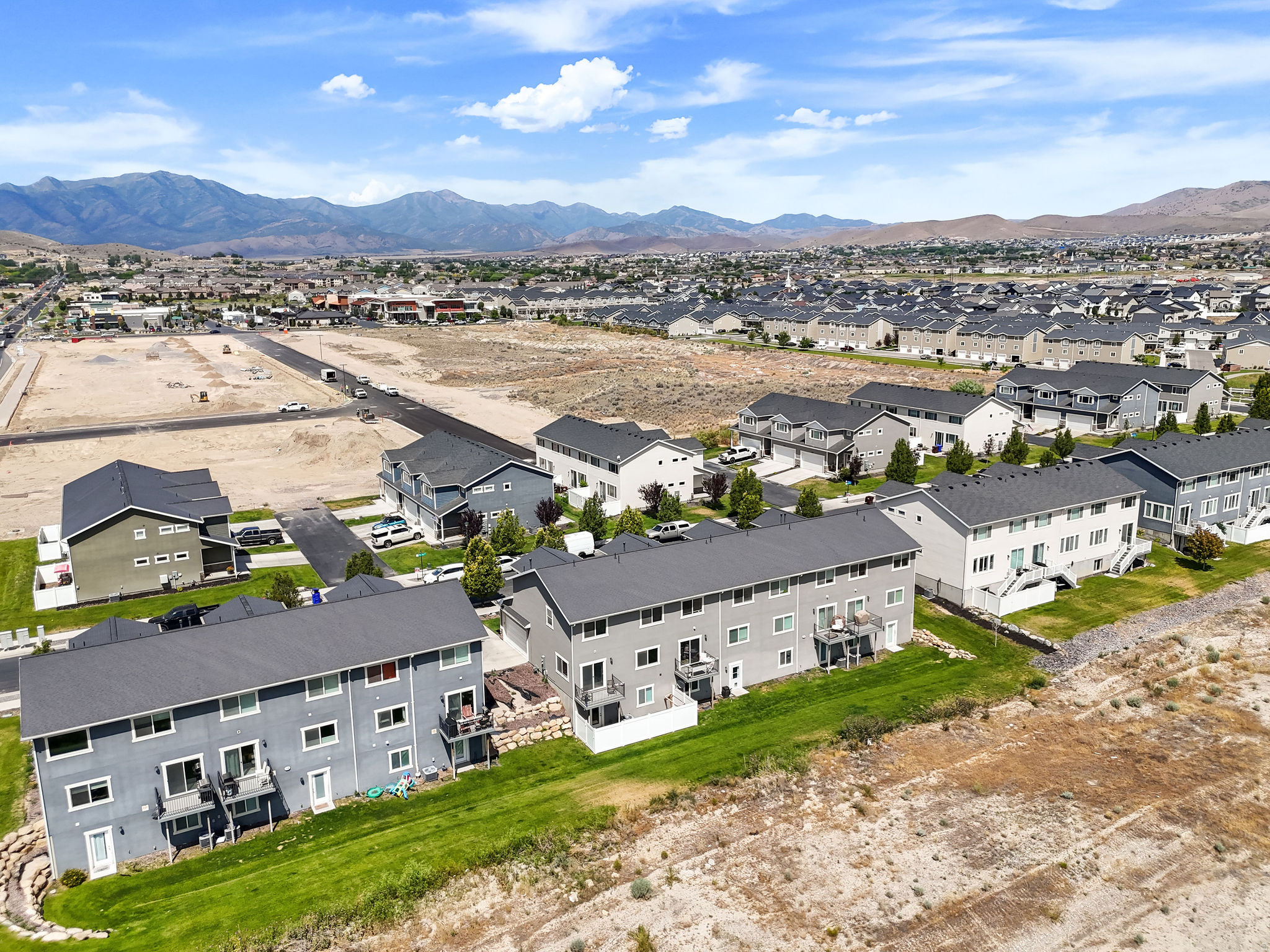 PONY EXPRESS TOWNHOMES - Residential