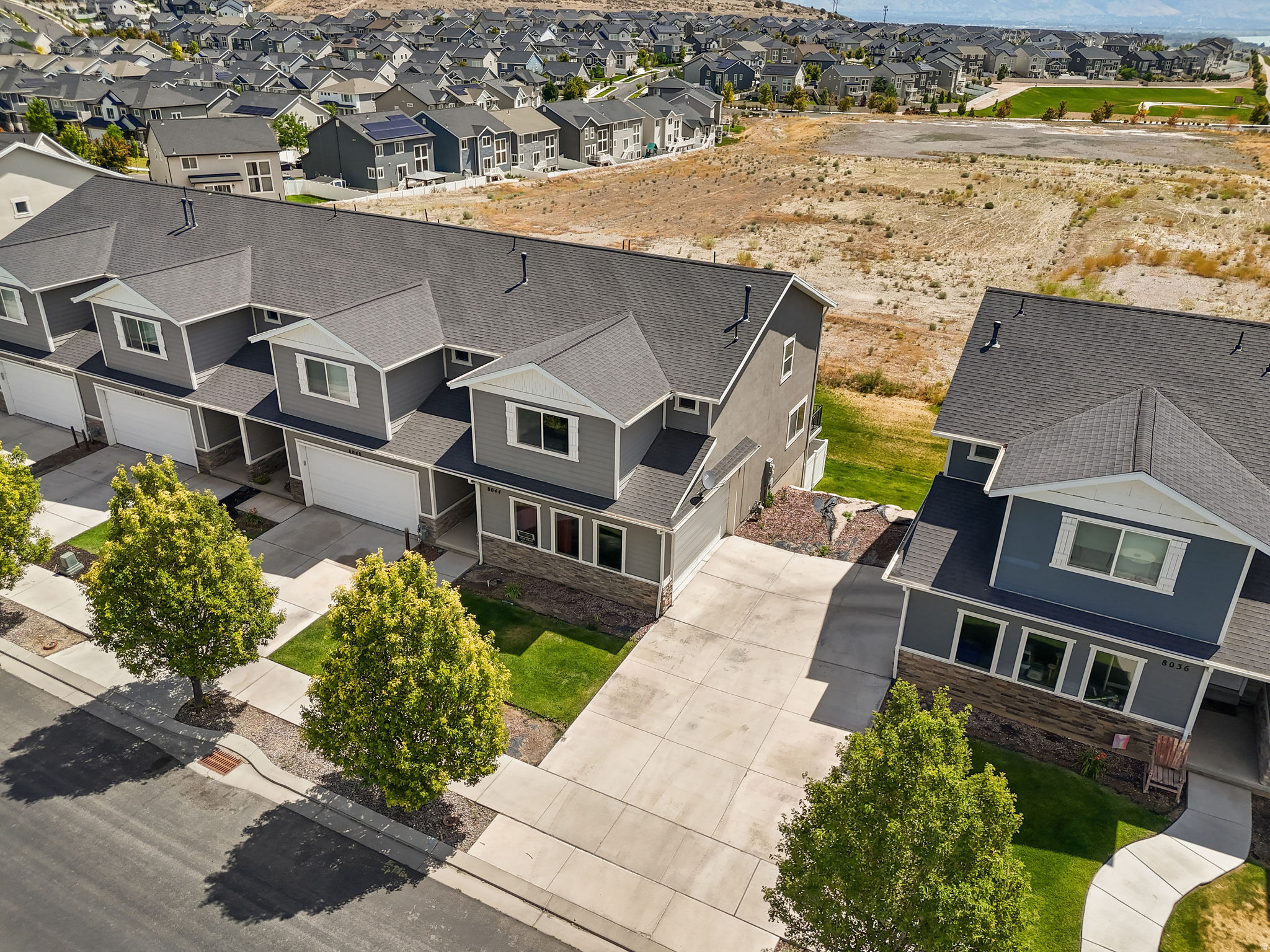 PONY EXPRESS TOWNHOMES - Residential