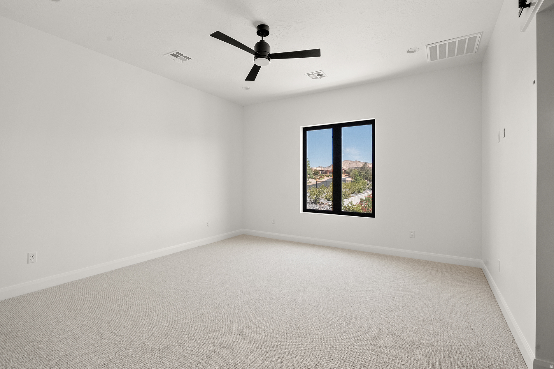 LEDGES OF ST GEORGE PH 2 - Residential