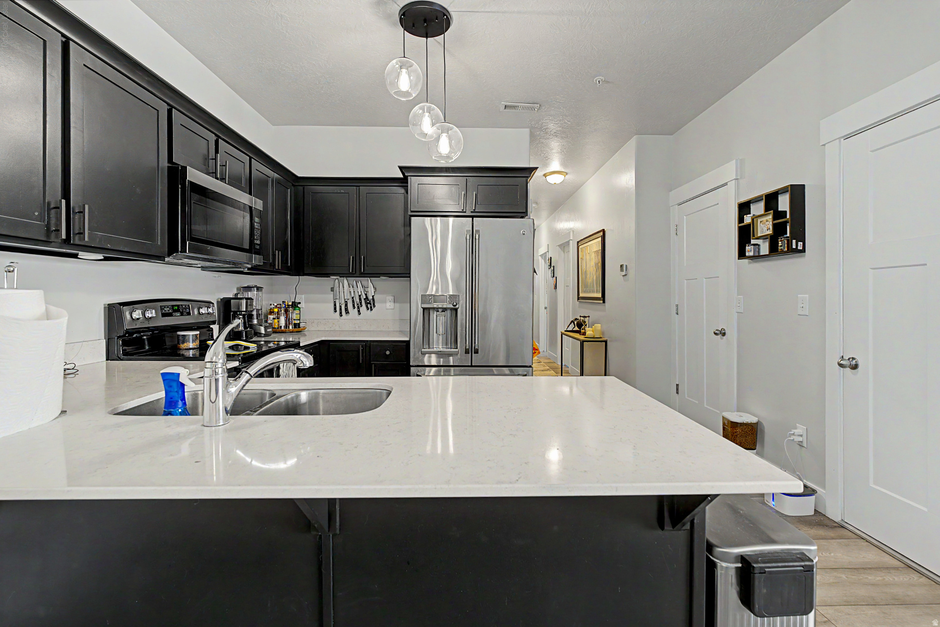 EAGLE VIEW - Residential