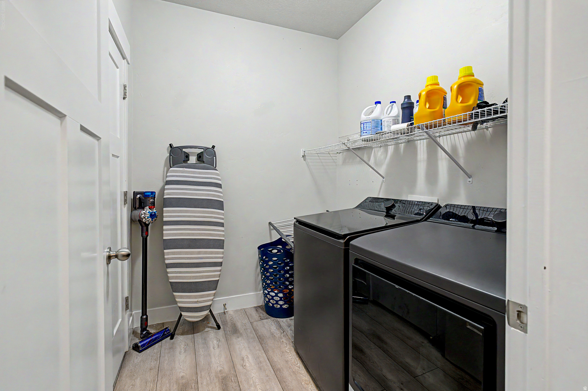 EAGLE VIEW - Residential