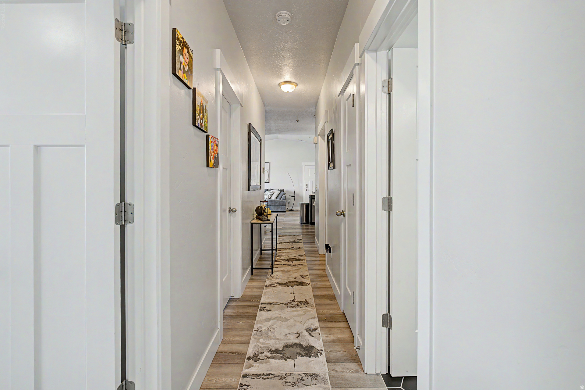 EAGLE VIEW - Residential