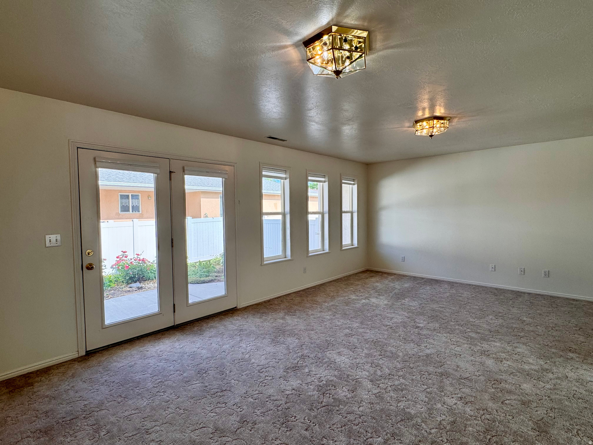 TOPAZ TOWNHOMES - Residential
