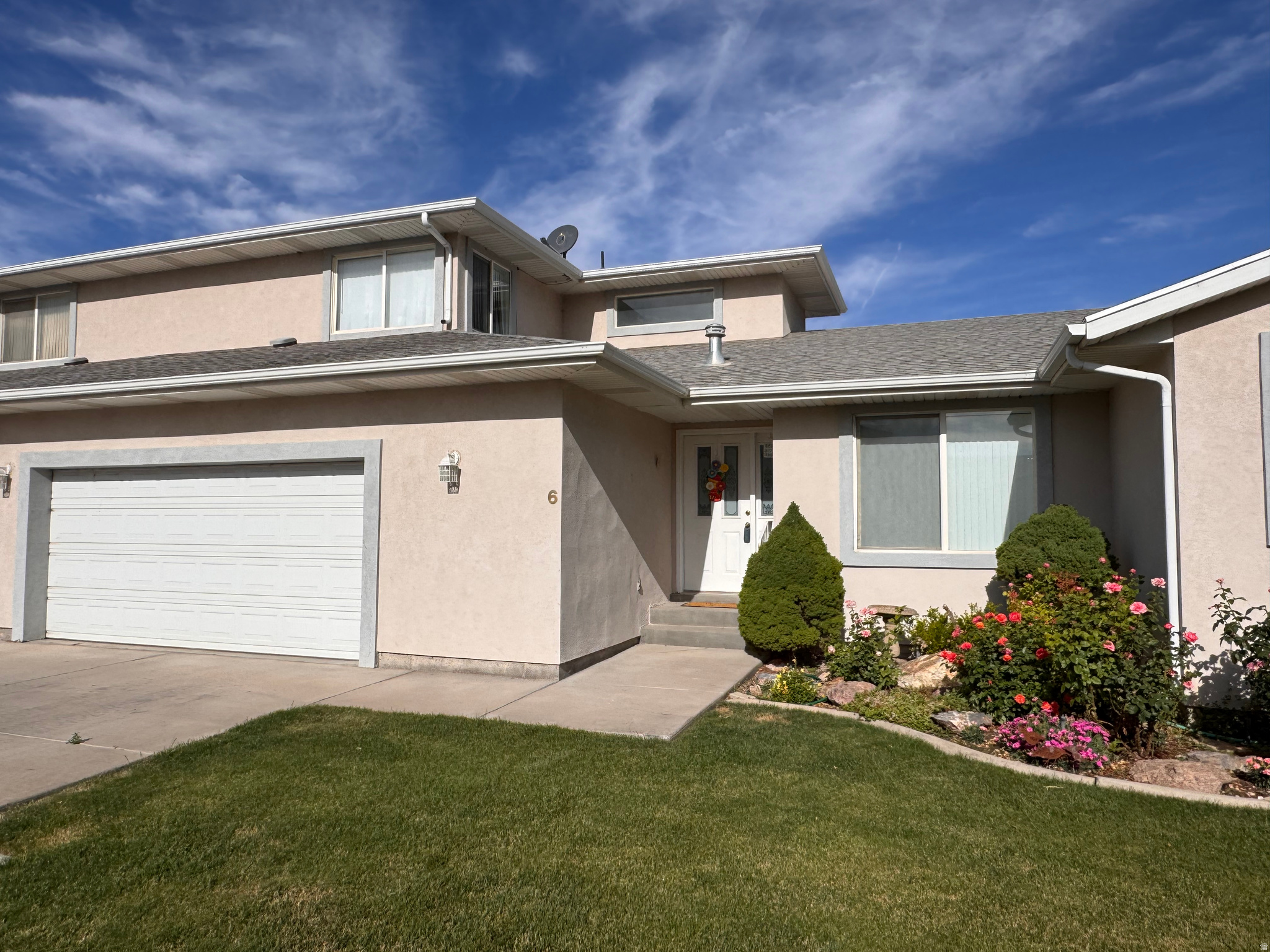 TOPAZ TOWNHOMES - Residential