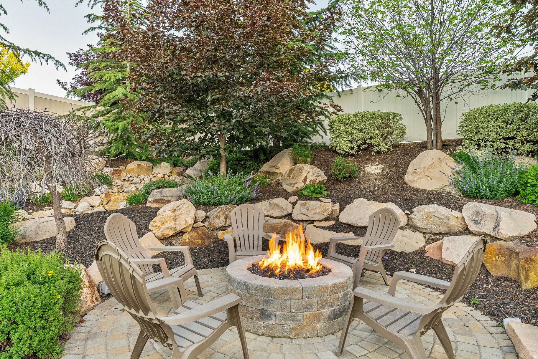 ASPEN CREST - Residential