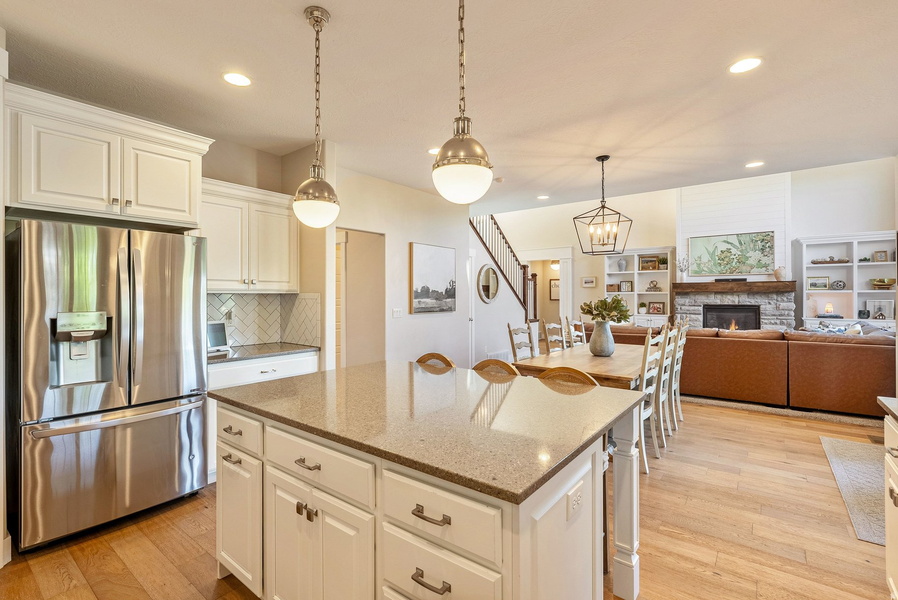 ASPEN CREST - Residential
