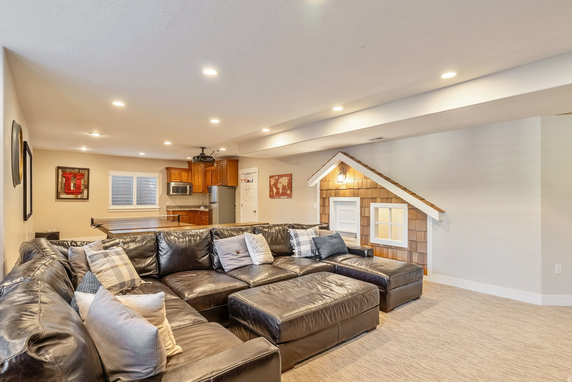 ASPEN CREST - Residential