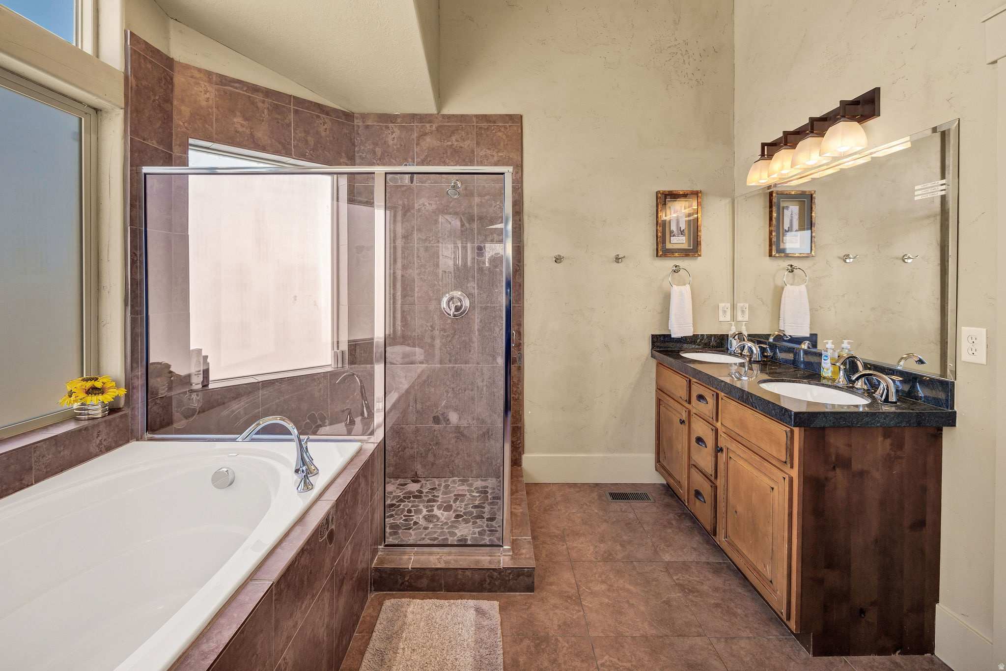 BUTTERCUP ESTATES - Residential