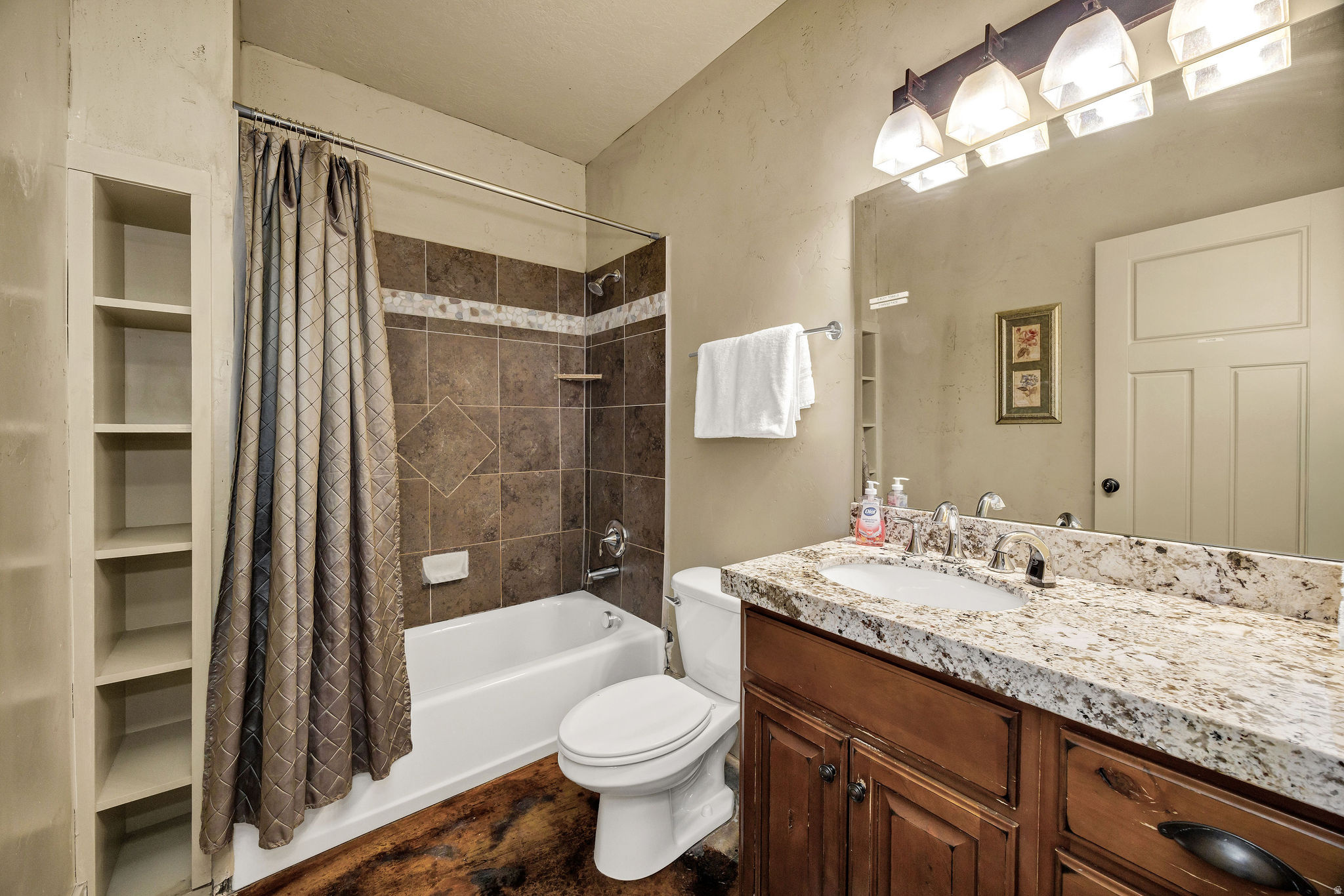 BUTTERCUP ESTATES - Residential