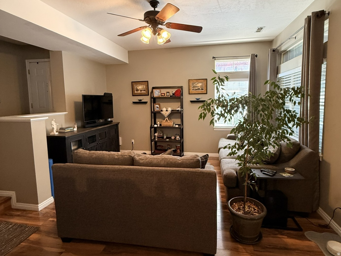 HERITAGE TOWNHOMES - Residential