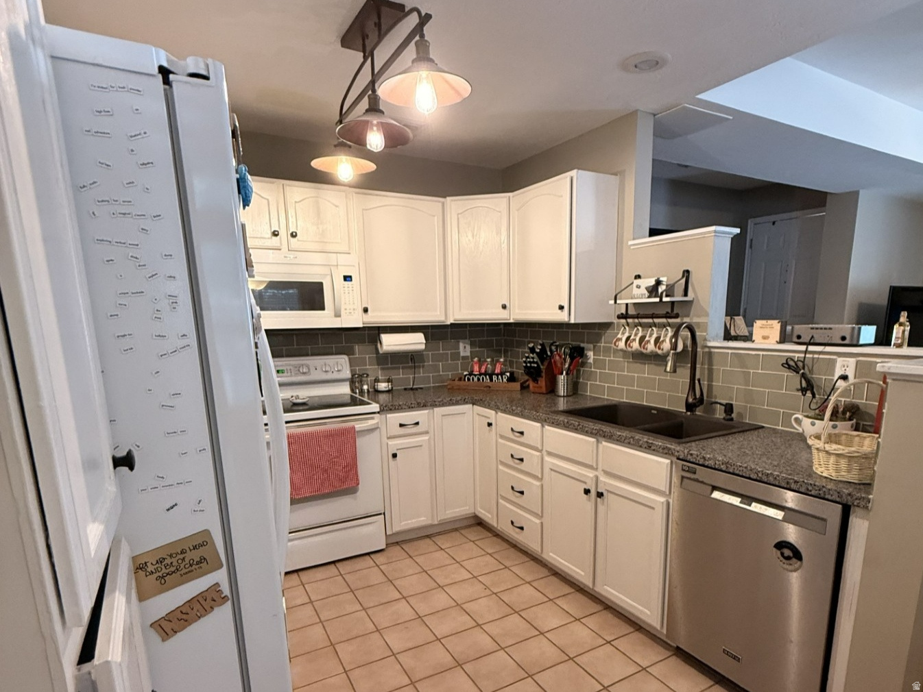 HERITAGE TOWNHOMES - Residential