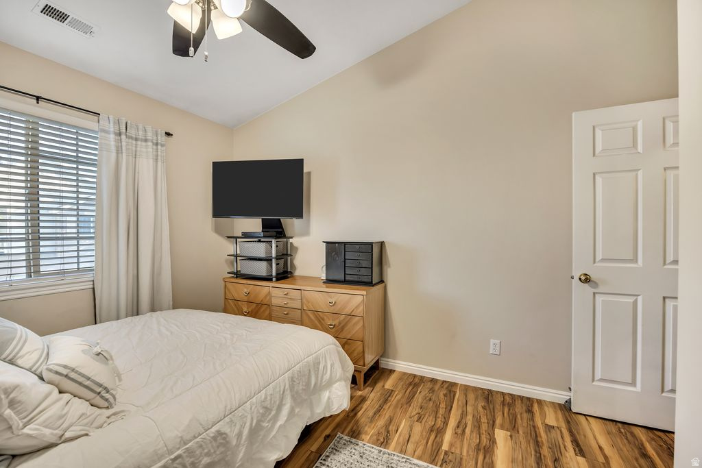 HERITAGE TOWNHOMES - Residential