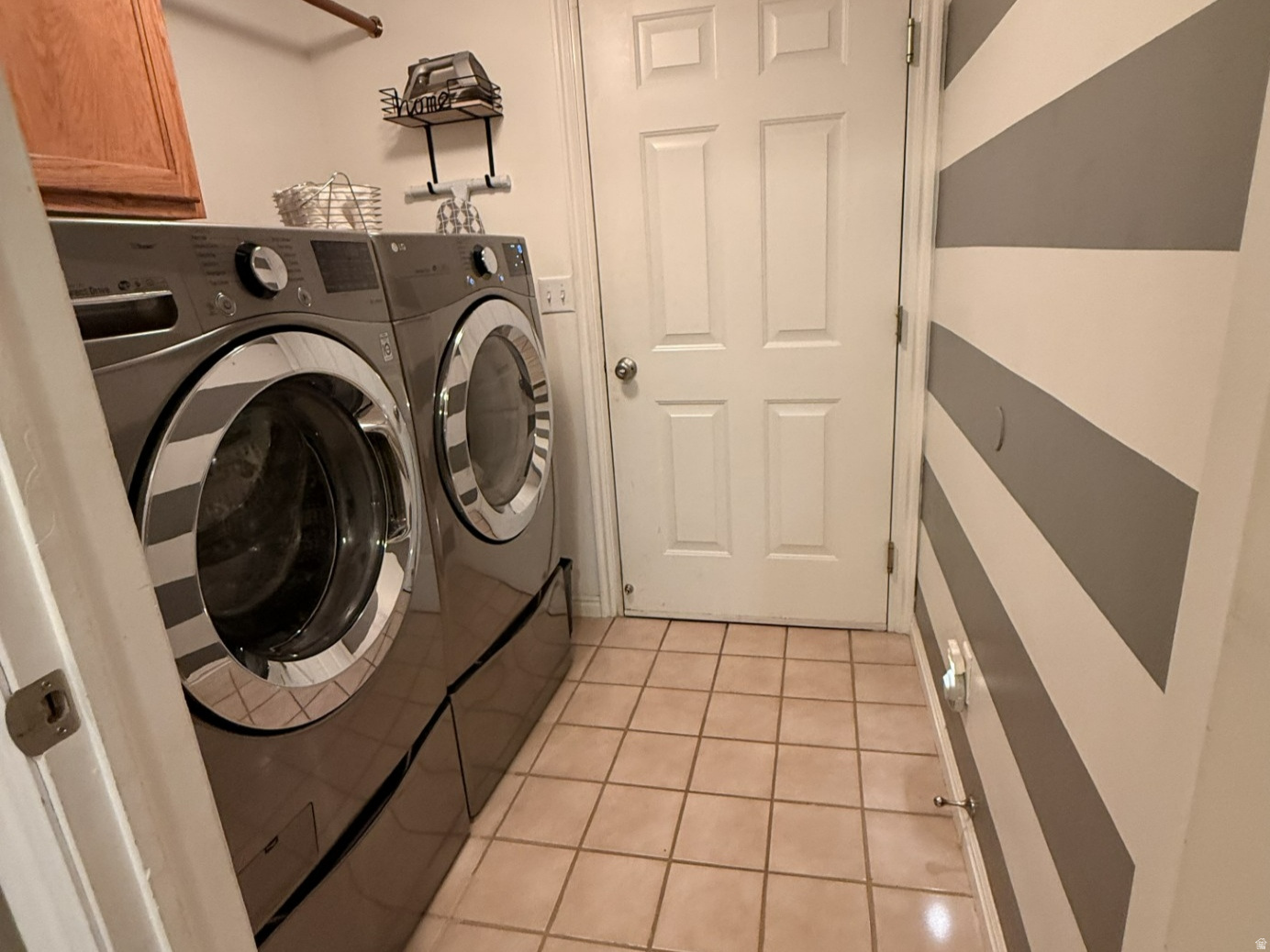 HERITAGE TOWNHOMES - Residential