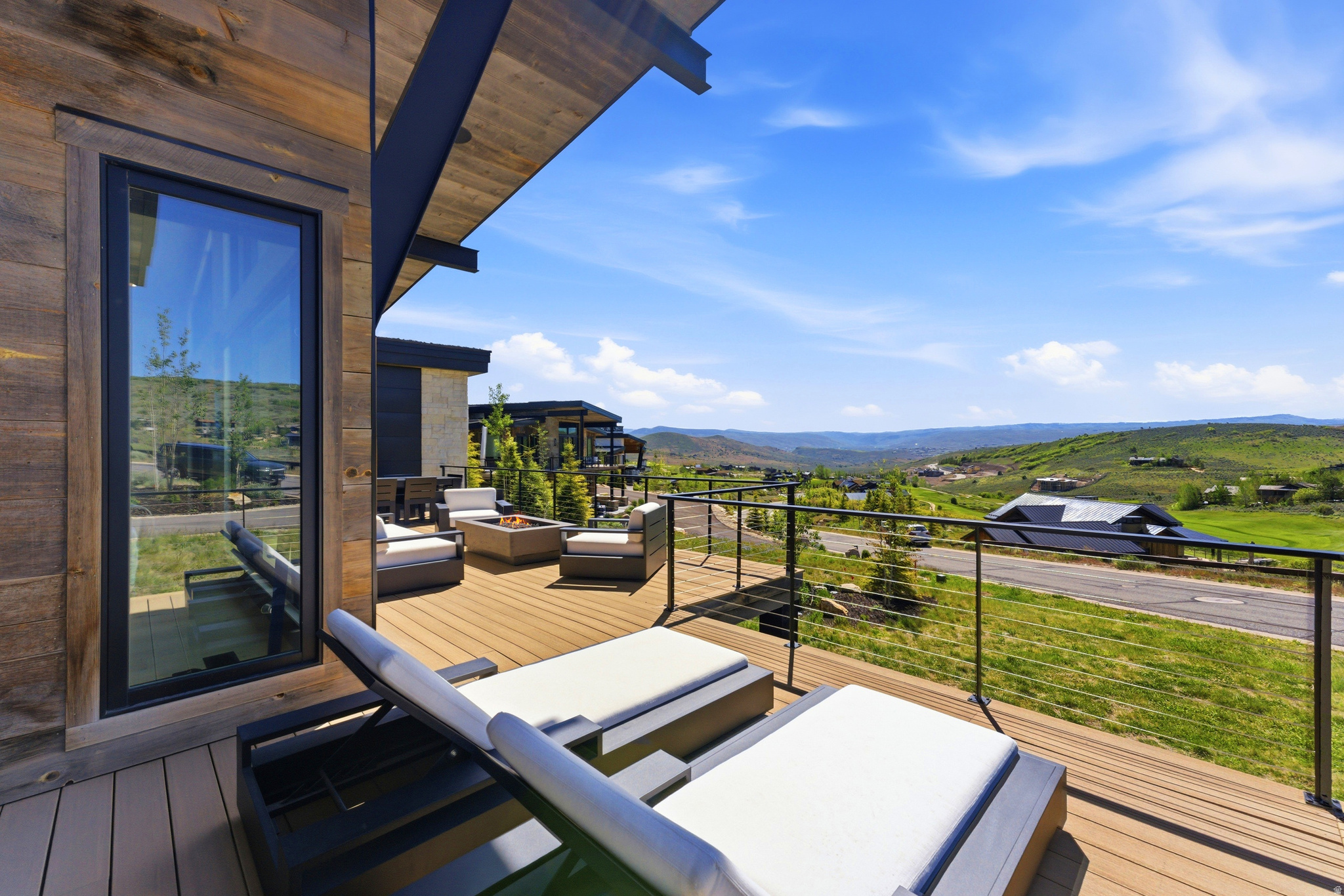 TUHAYE - Residential