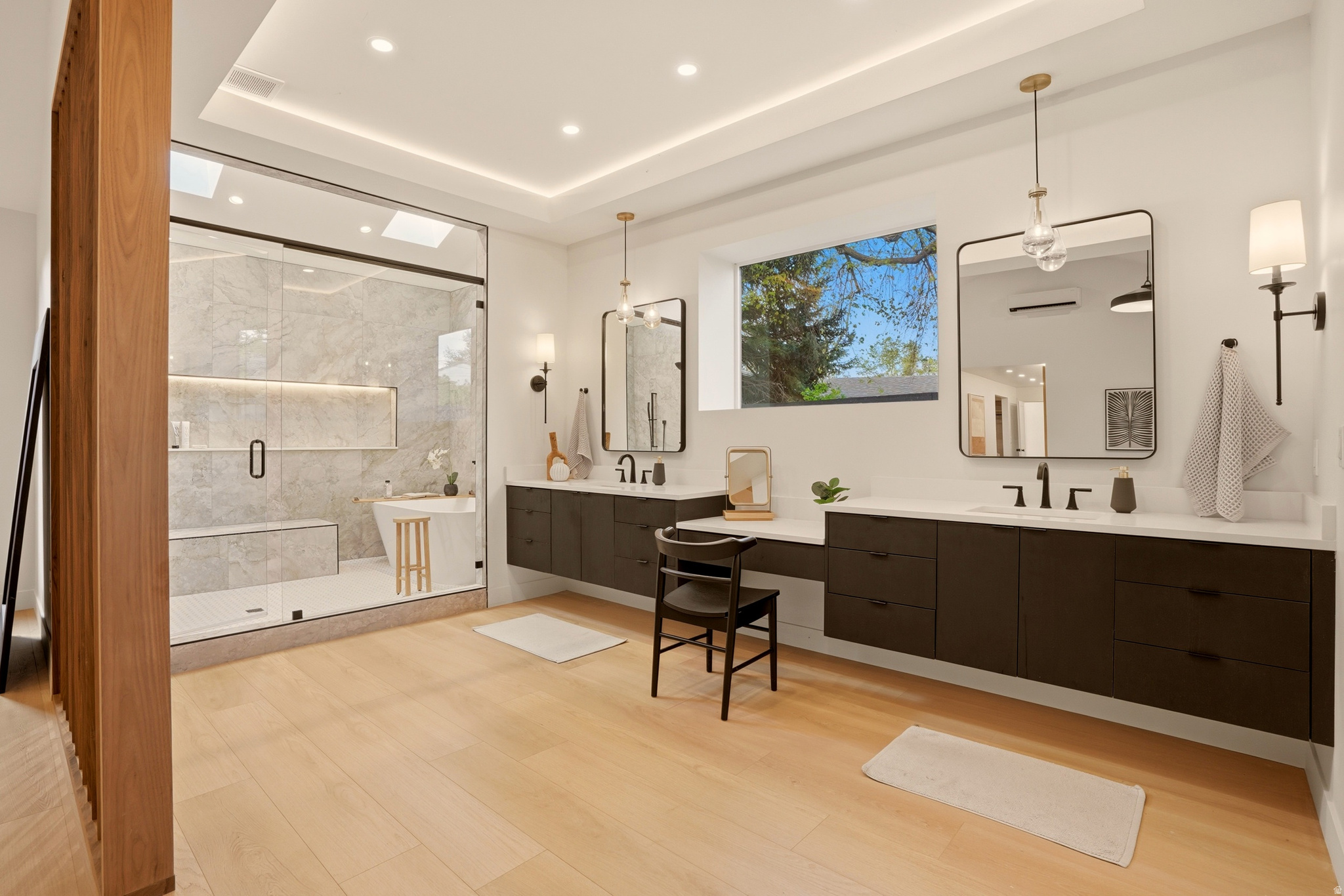 APOSHIAN SUB - Residential