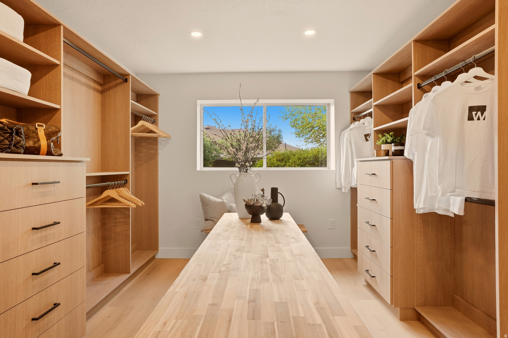APOSHIAN SUB - Residential
