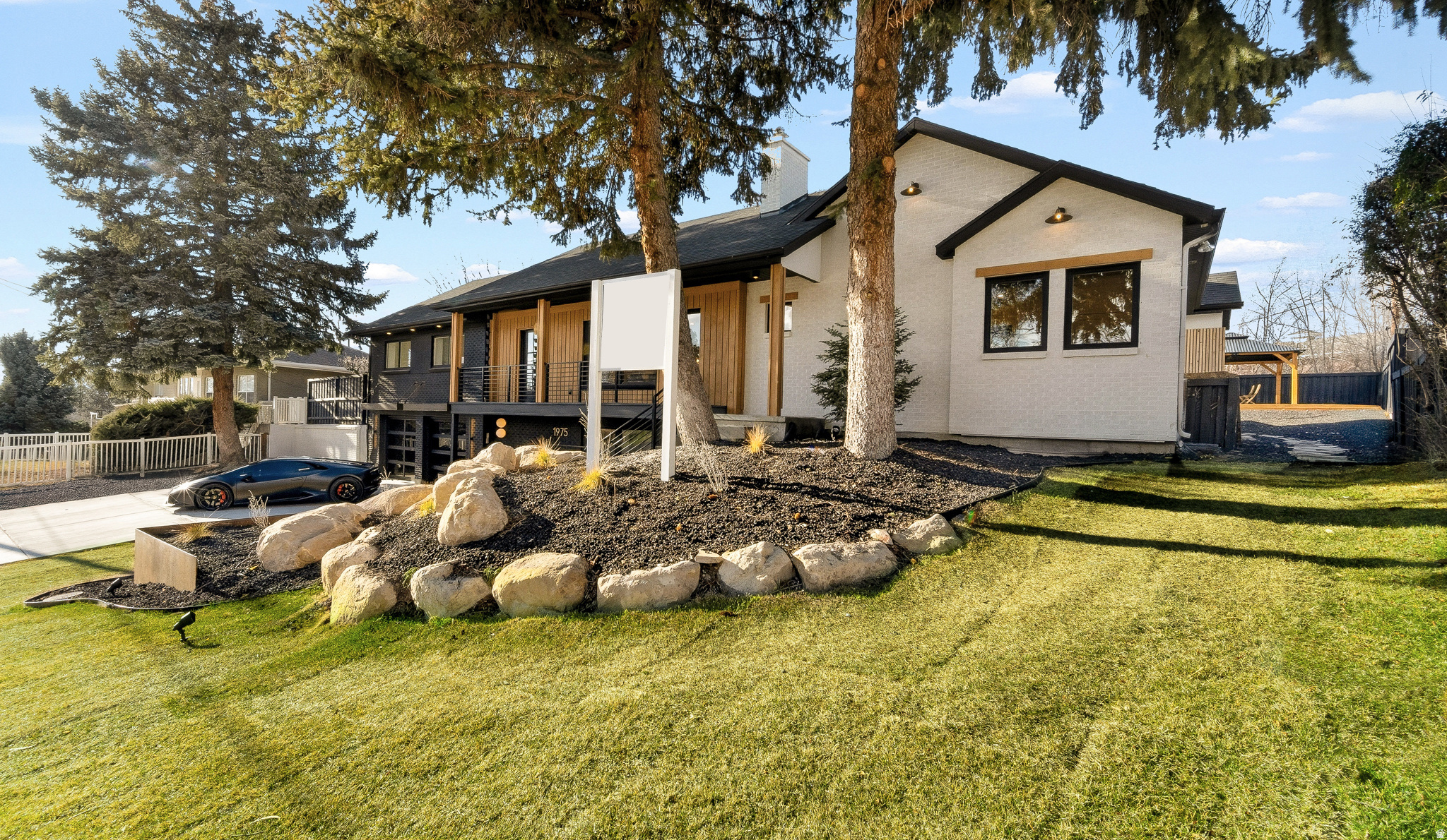APOSHIAN SUB - Residential